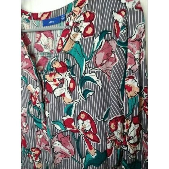 APT 9 Women's V 1/2 Button Striped Floral Print Hi Lo Hem Tie Sleeves. Size L - Picture 2 of 11